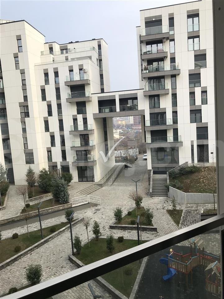 BANESË DUPLEX 4+1 NË LAGJEN PRISHTINA E RE