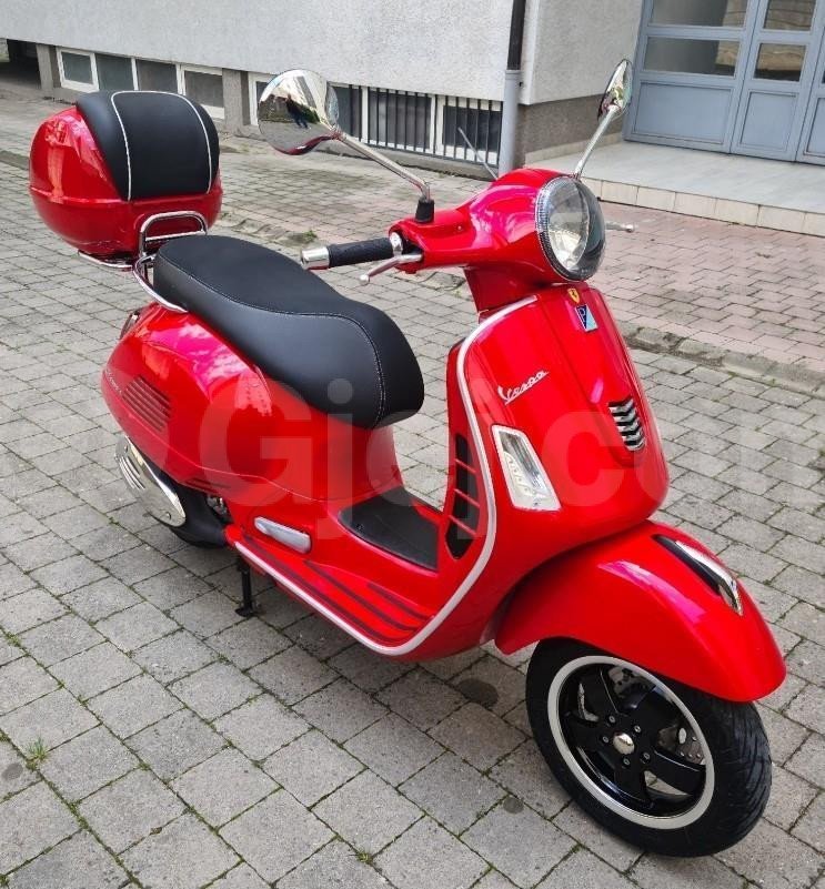 SHITET:VESPA 300IE