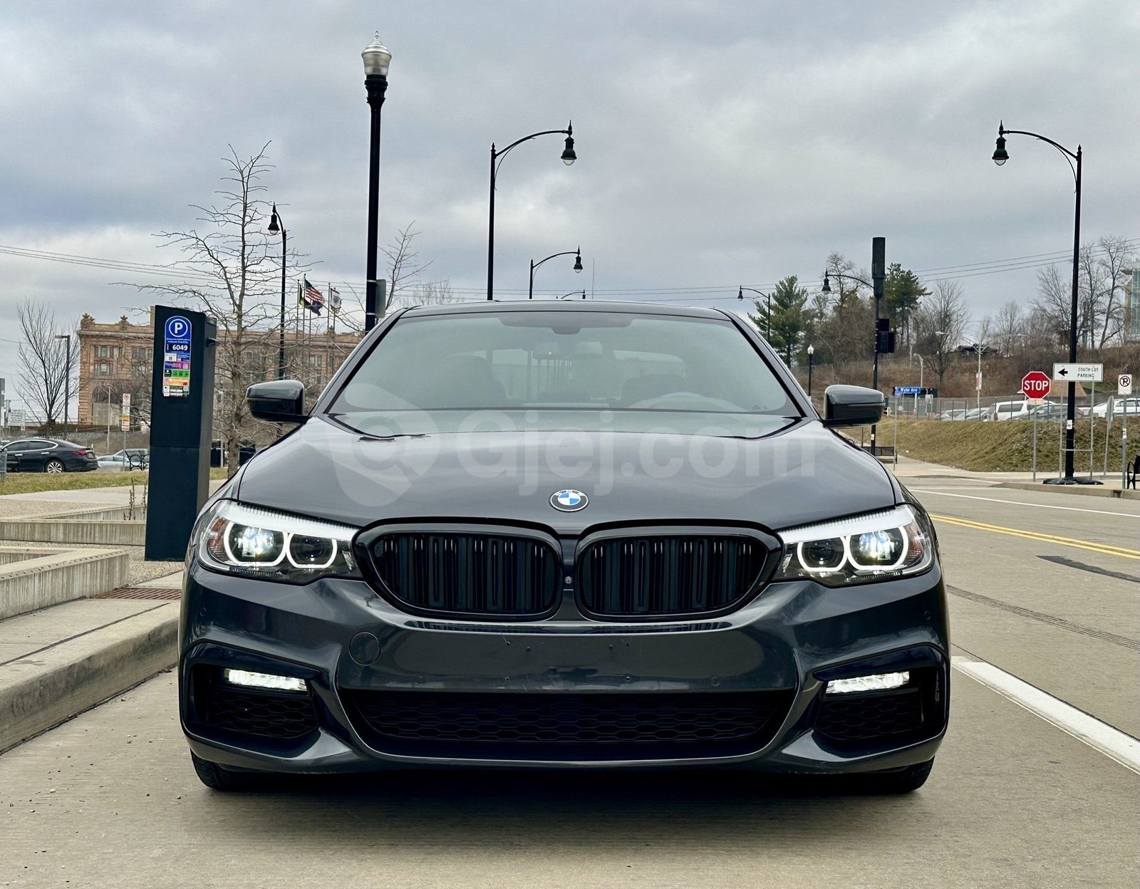 BMW 540i