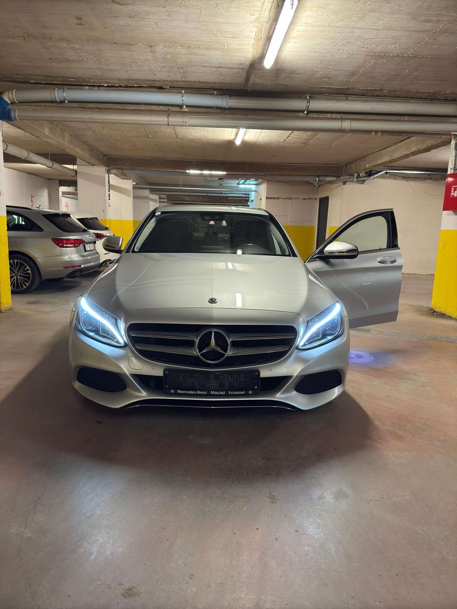 Mercedes Benz C-Class 2019 | 98.000 KM