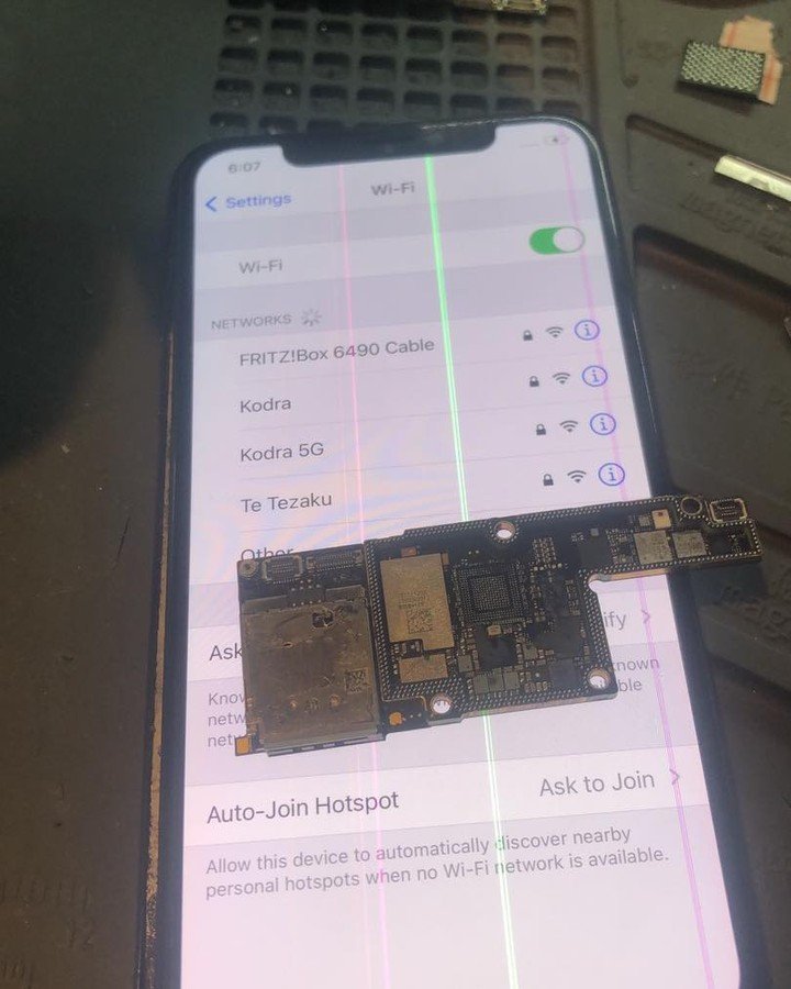 Iphone X rregullimi i Wifis pas demtimit fizik nga goditja