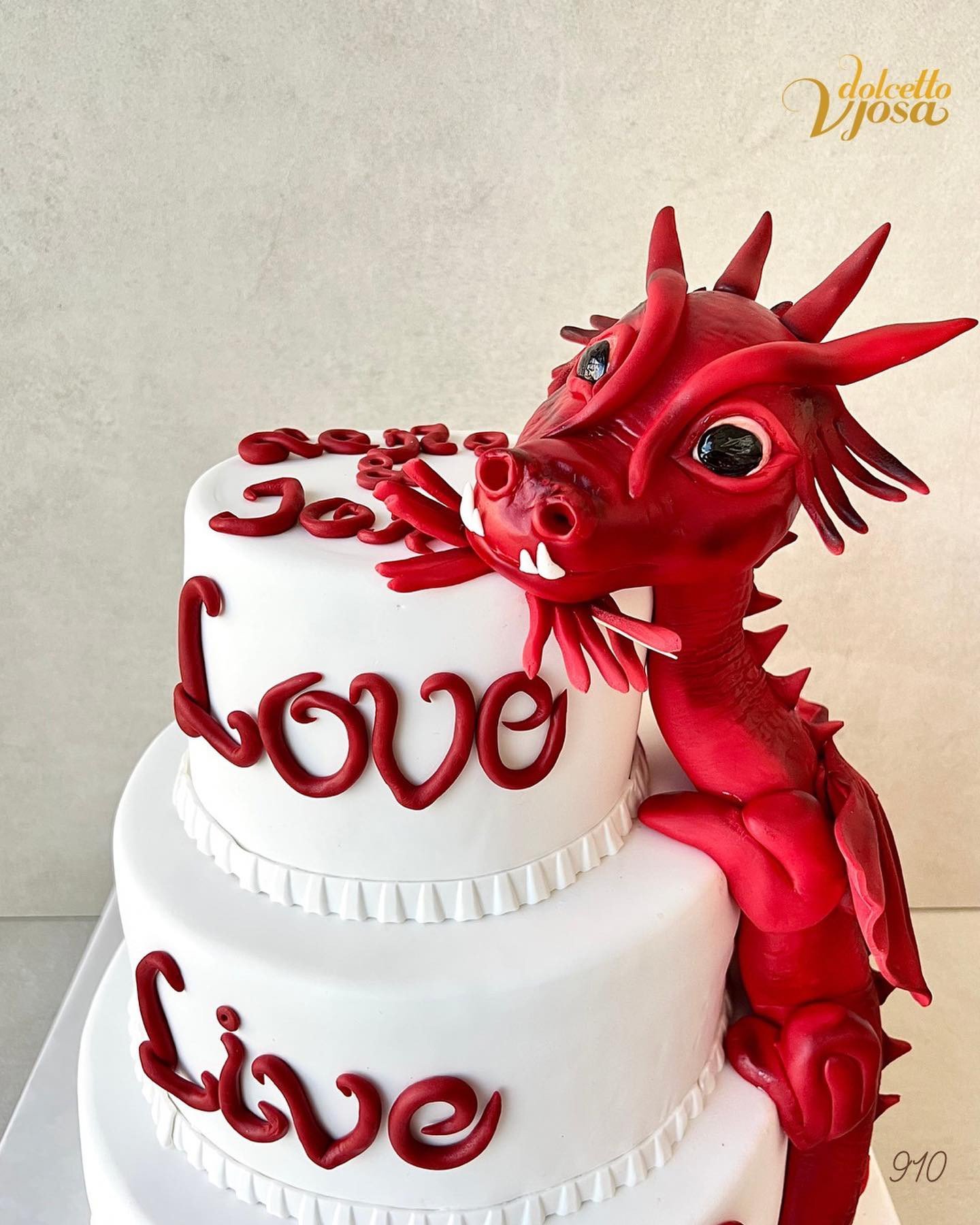 Dragon Cake