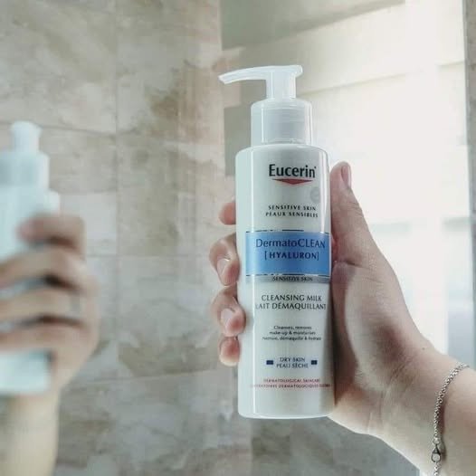 EUCERIN DERMATO CLEAN MILK