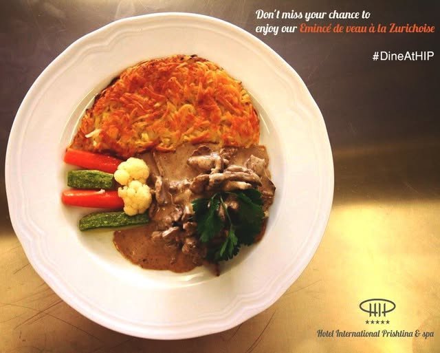 Don't miss your chance to enjoy our Emincé de veau à la Zurichoise