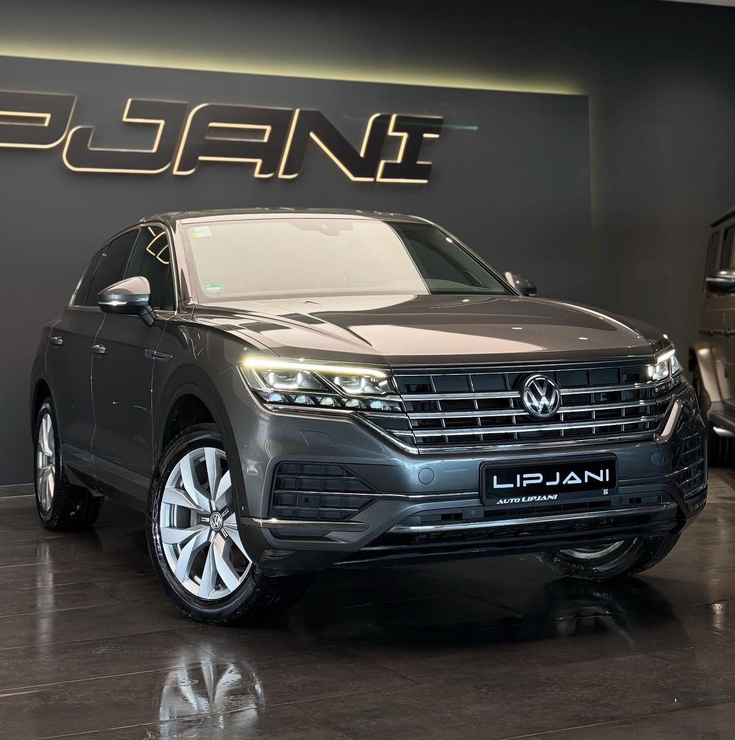 VW TOUREG 3.0TDI