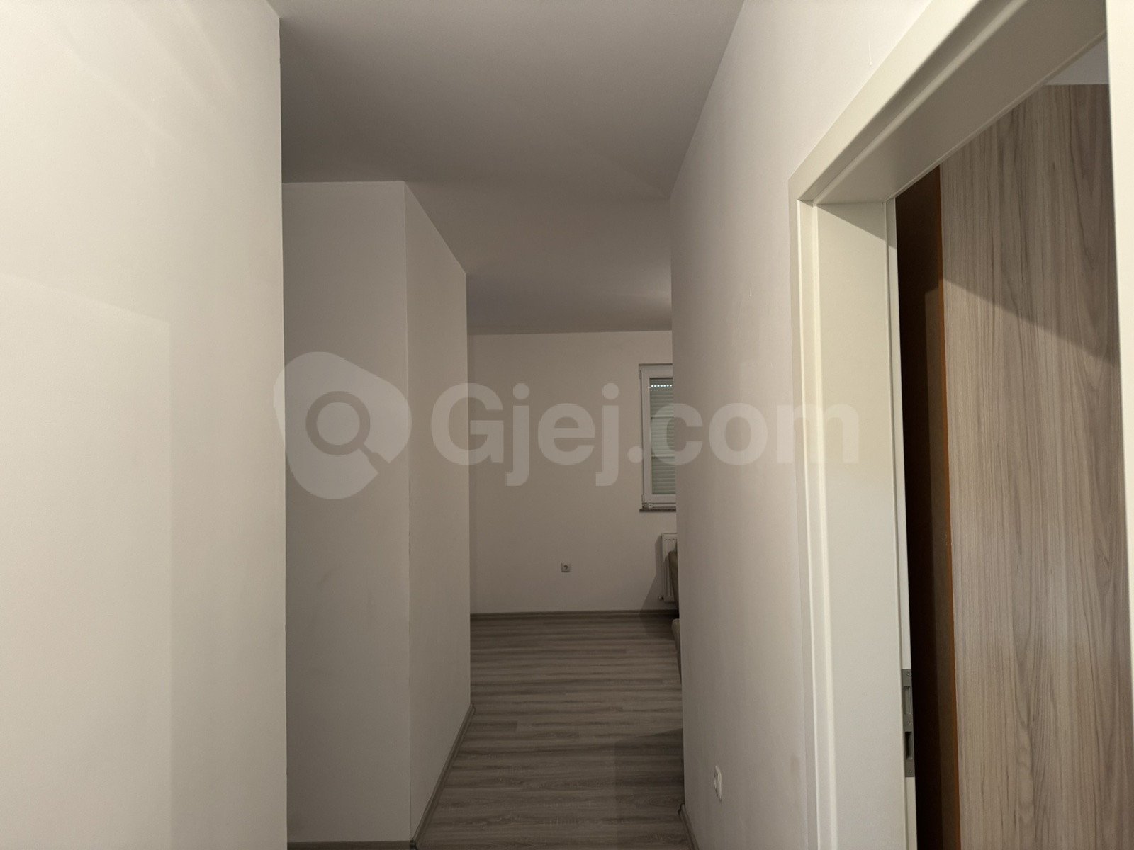 Thumbnail image 1