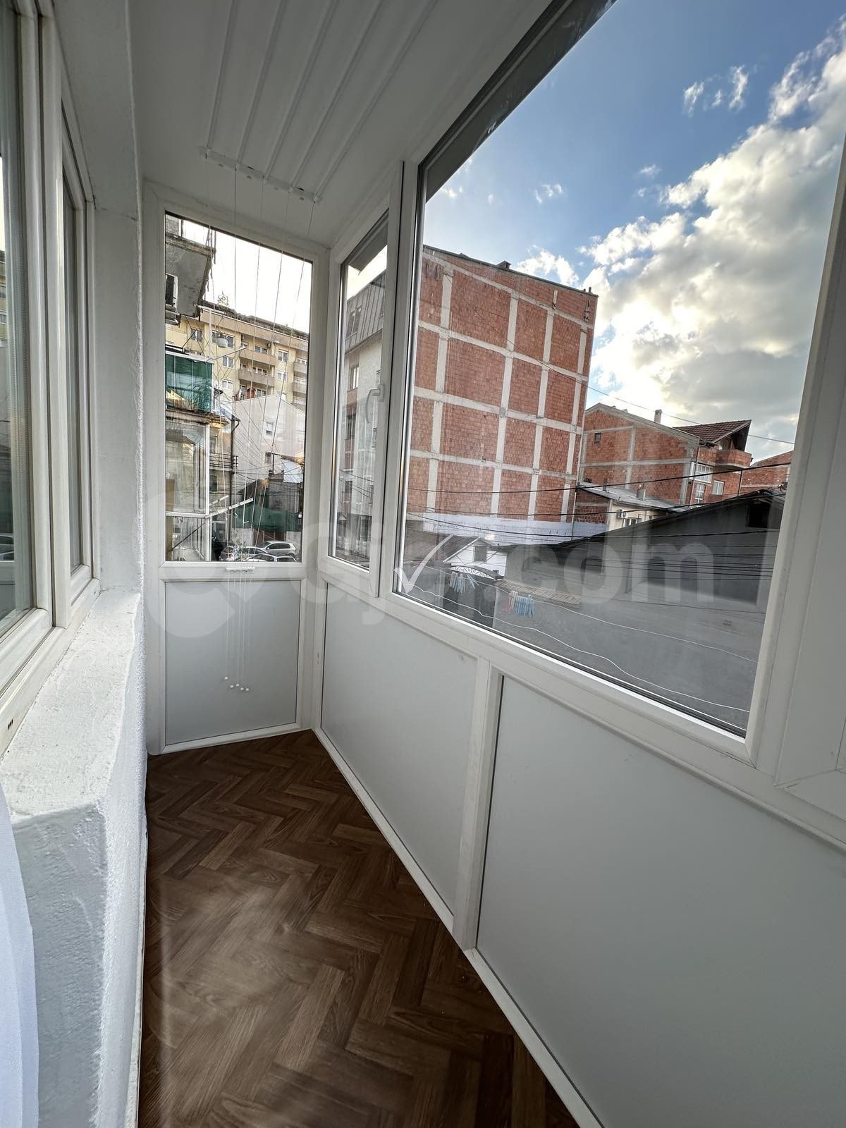Thumbnail image 7
