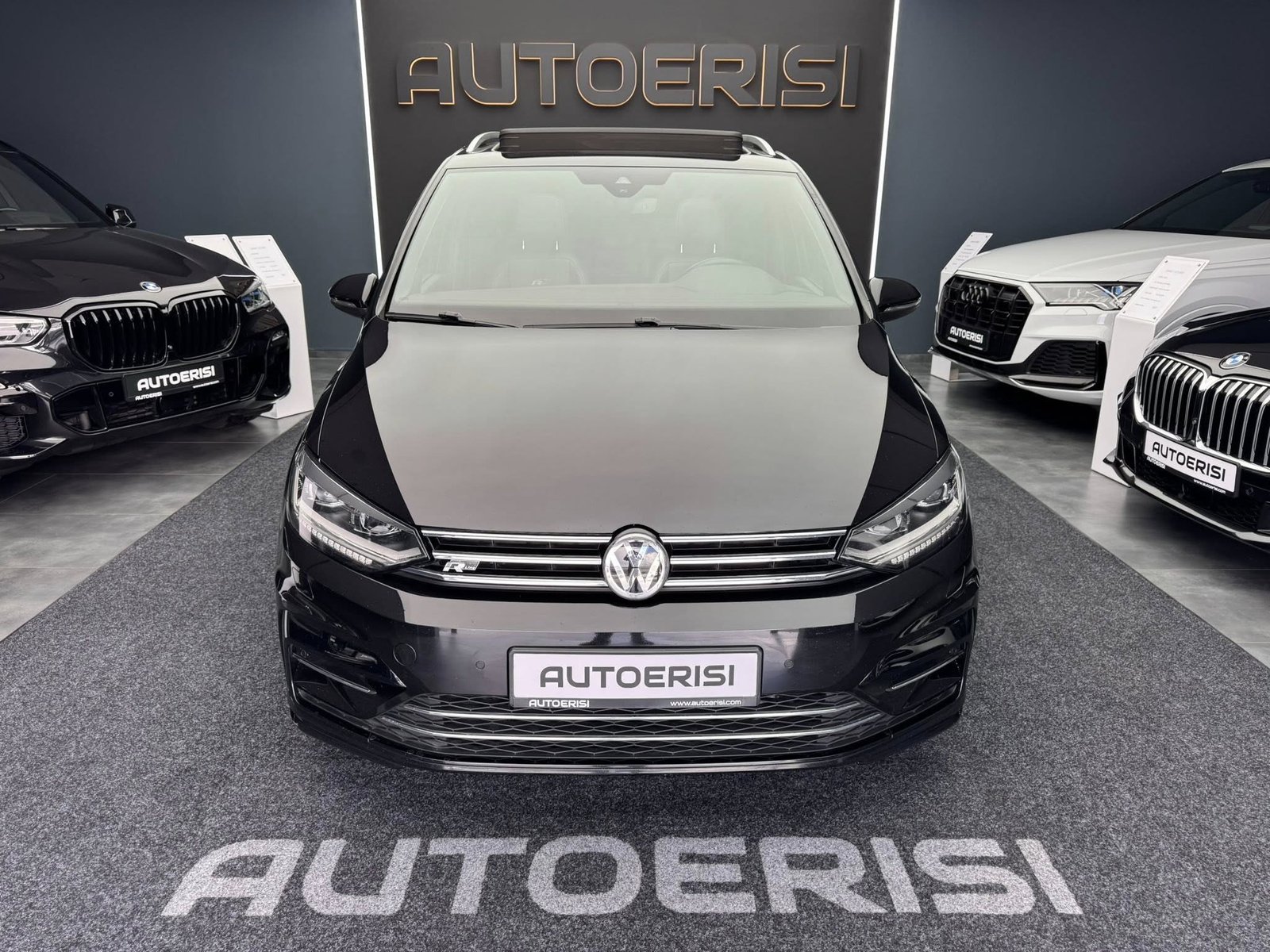 VW Touran 2.0 TDI DSG Automatic