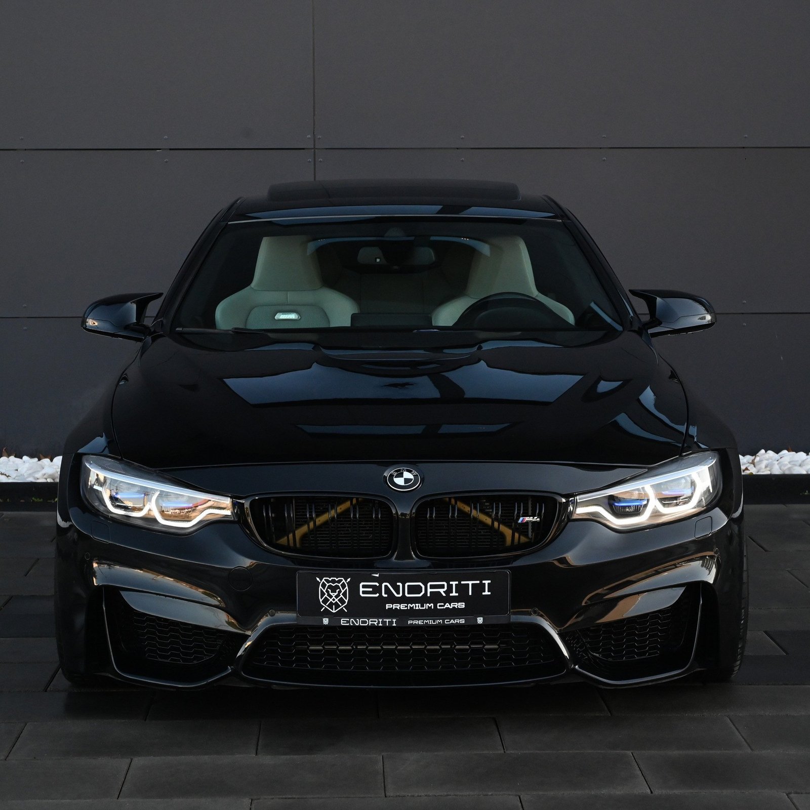 BMW M4 COUPE 431PS