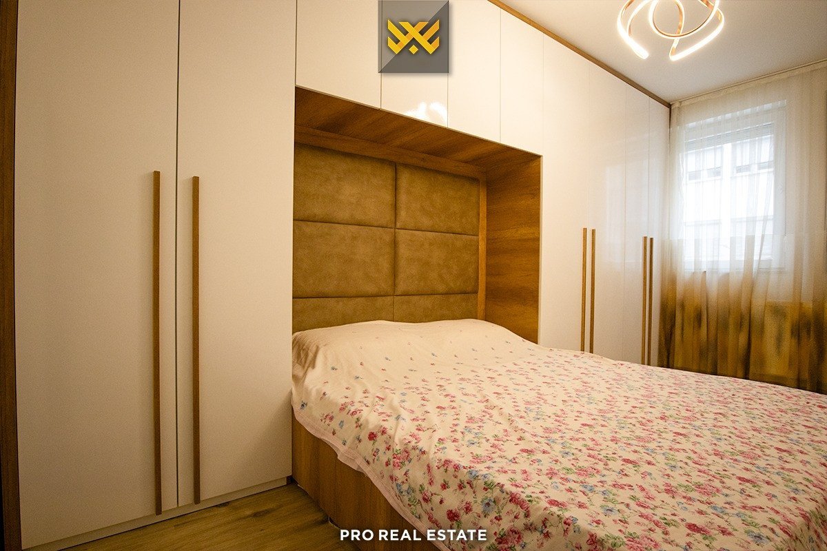 Thumbnail image 6