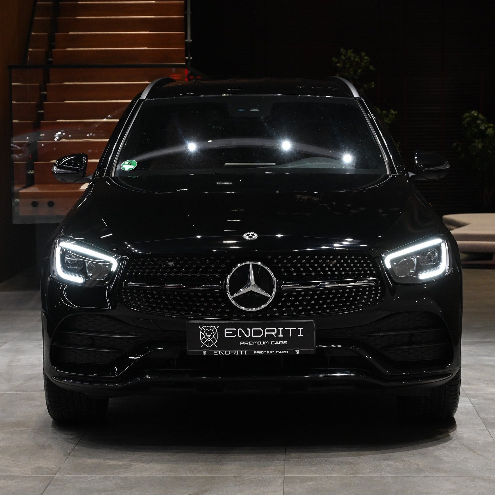 MERCEDES-BENZ GLC