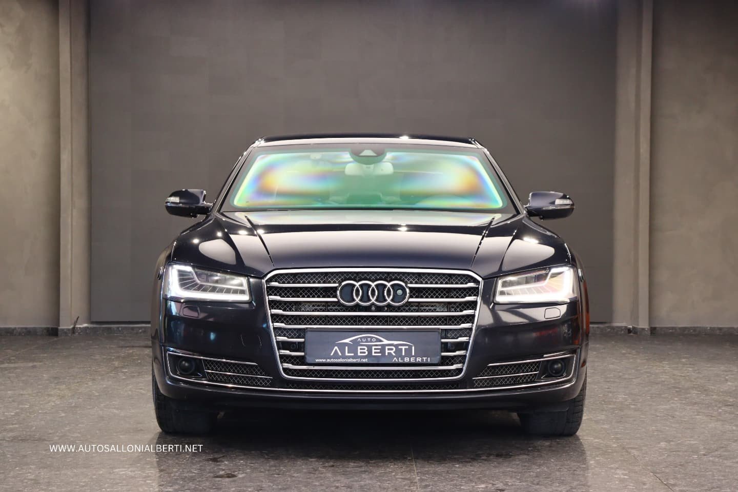 Audi A8 6.3 W12 Quattro
