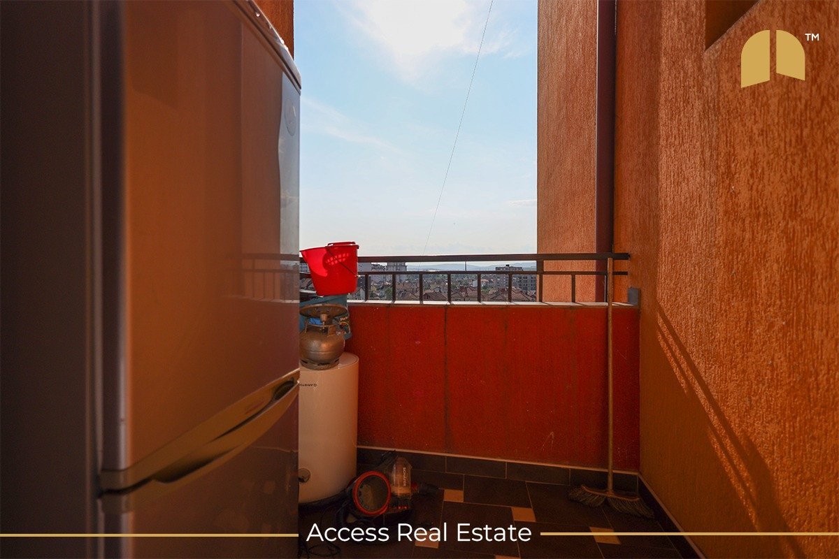 Thumbnail image 6