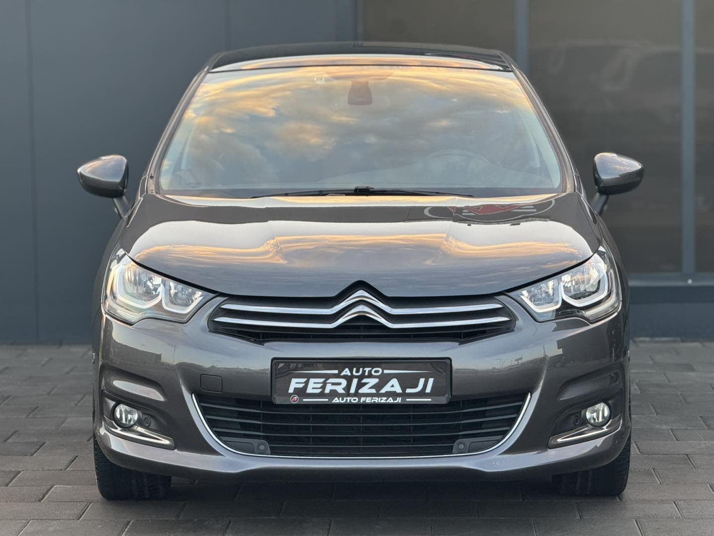 Citroen C4 1.2B *SELECTION*