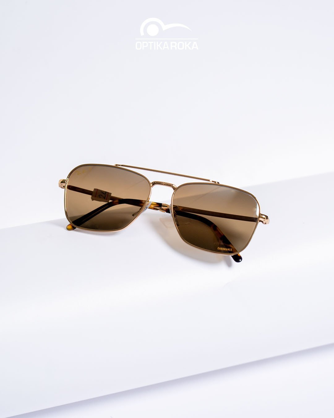 Nga hija lindI stili, Ray-Ban