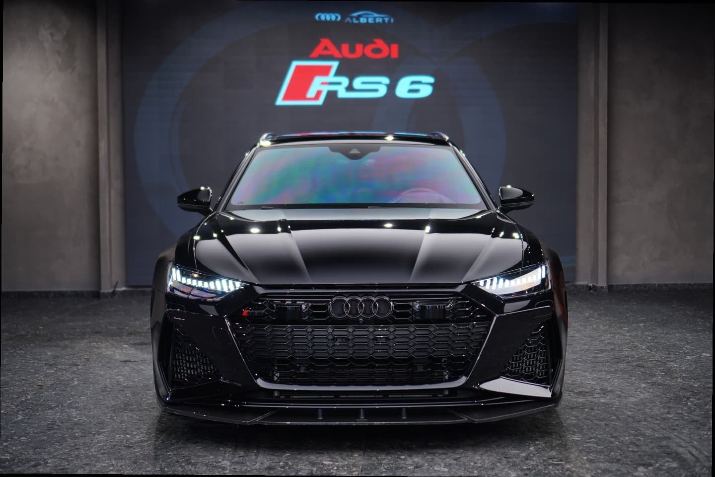 AUDI RS6 AVANT 4.0 TFSI QUATTRO