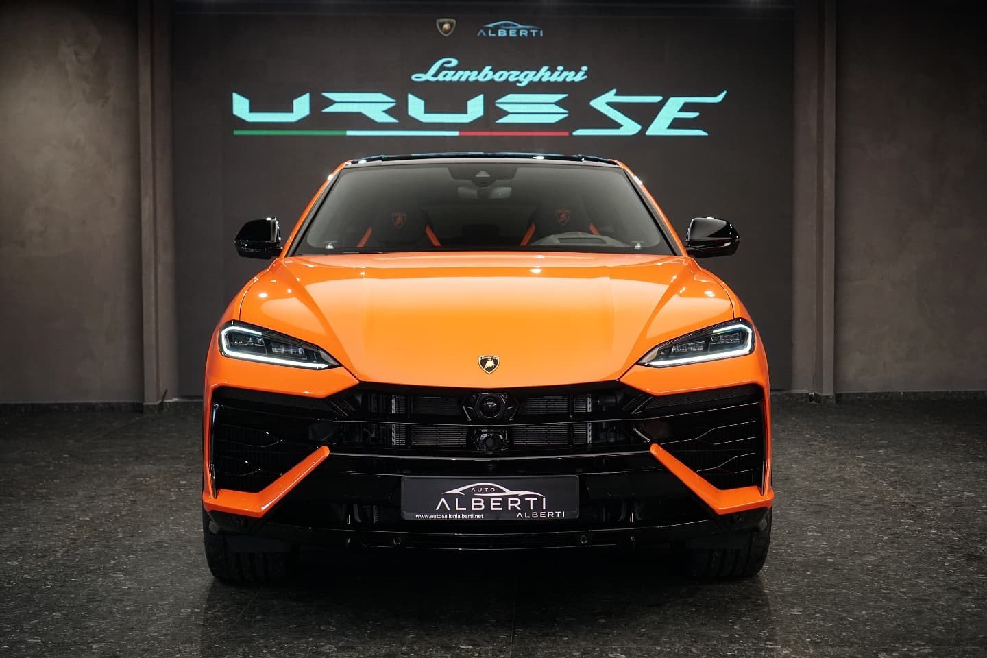 LAMBORGHINI