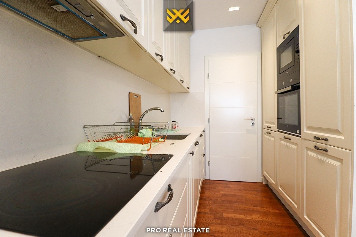 Thumbnail image 6