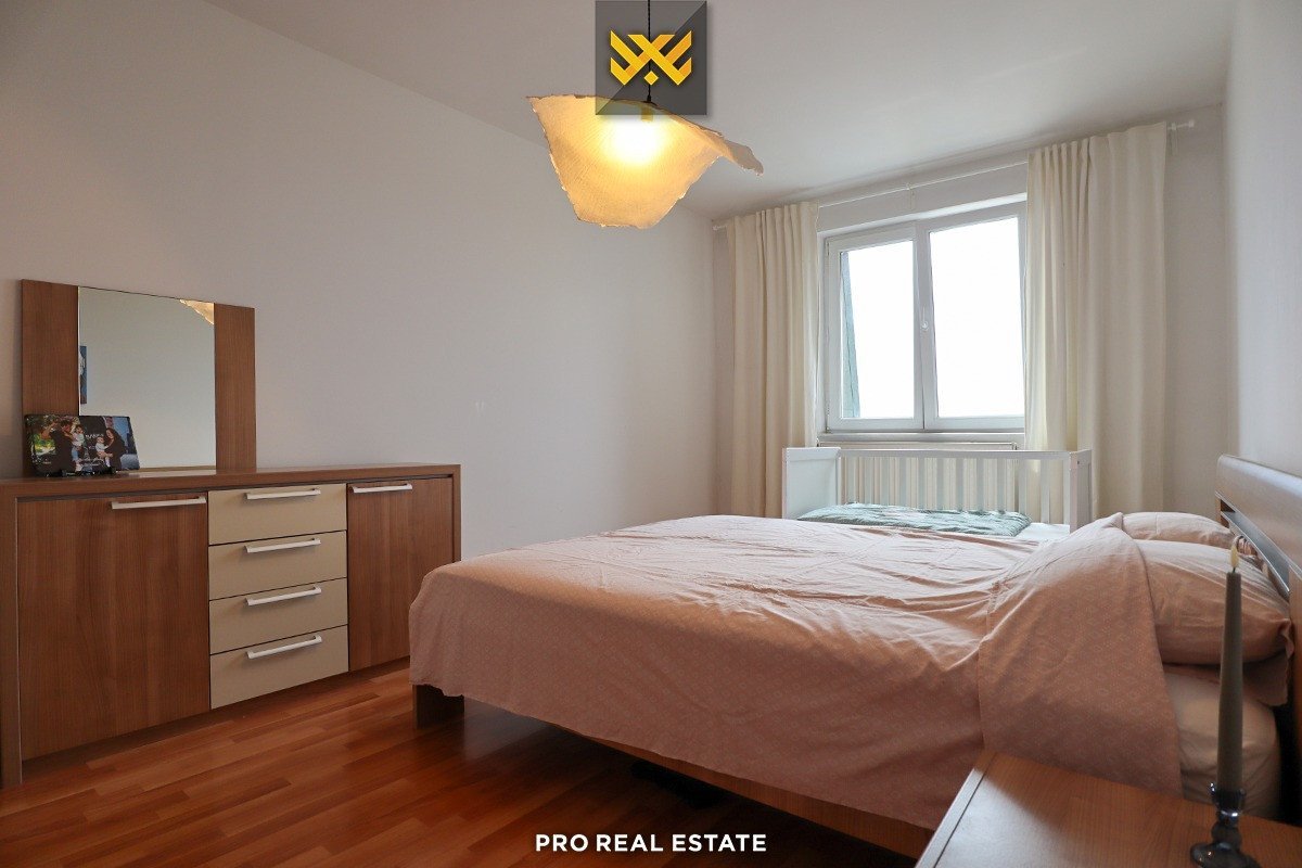 Thumbnail image 5