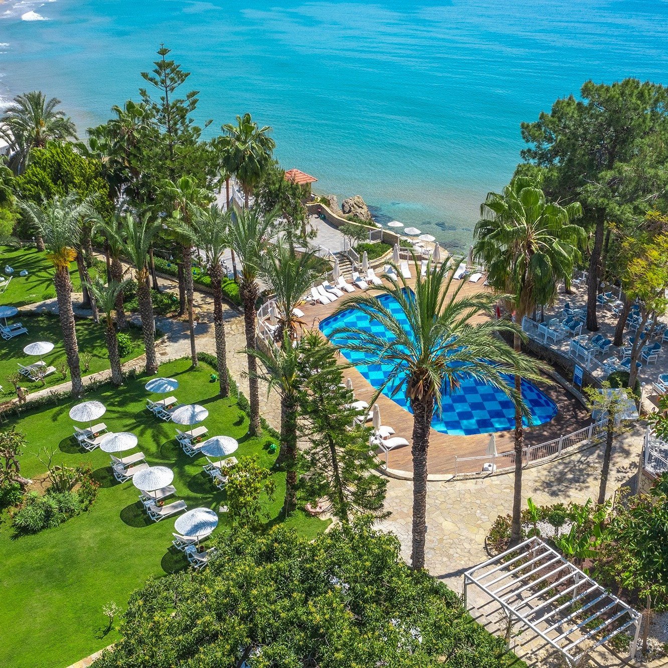 Utopia Beach Club 5