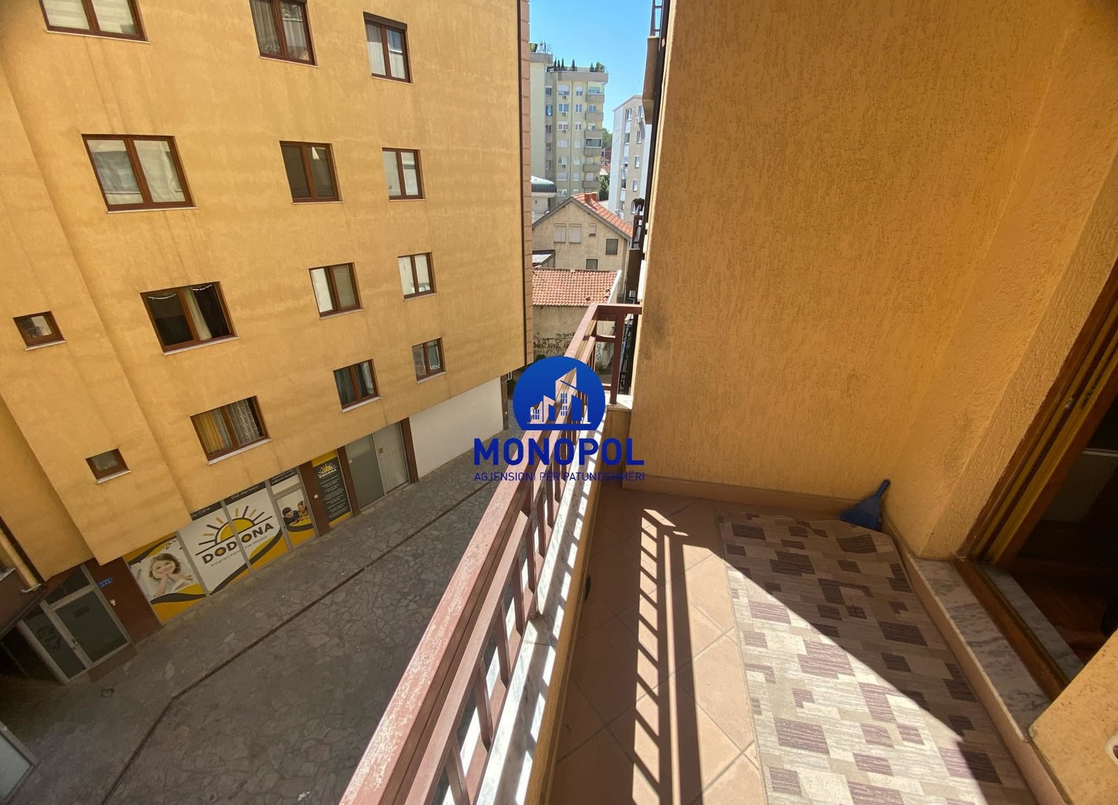 Thumbnail image 4