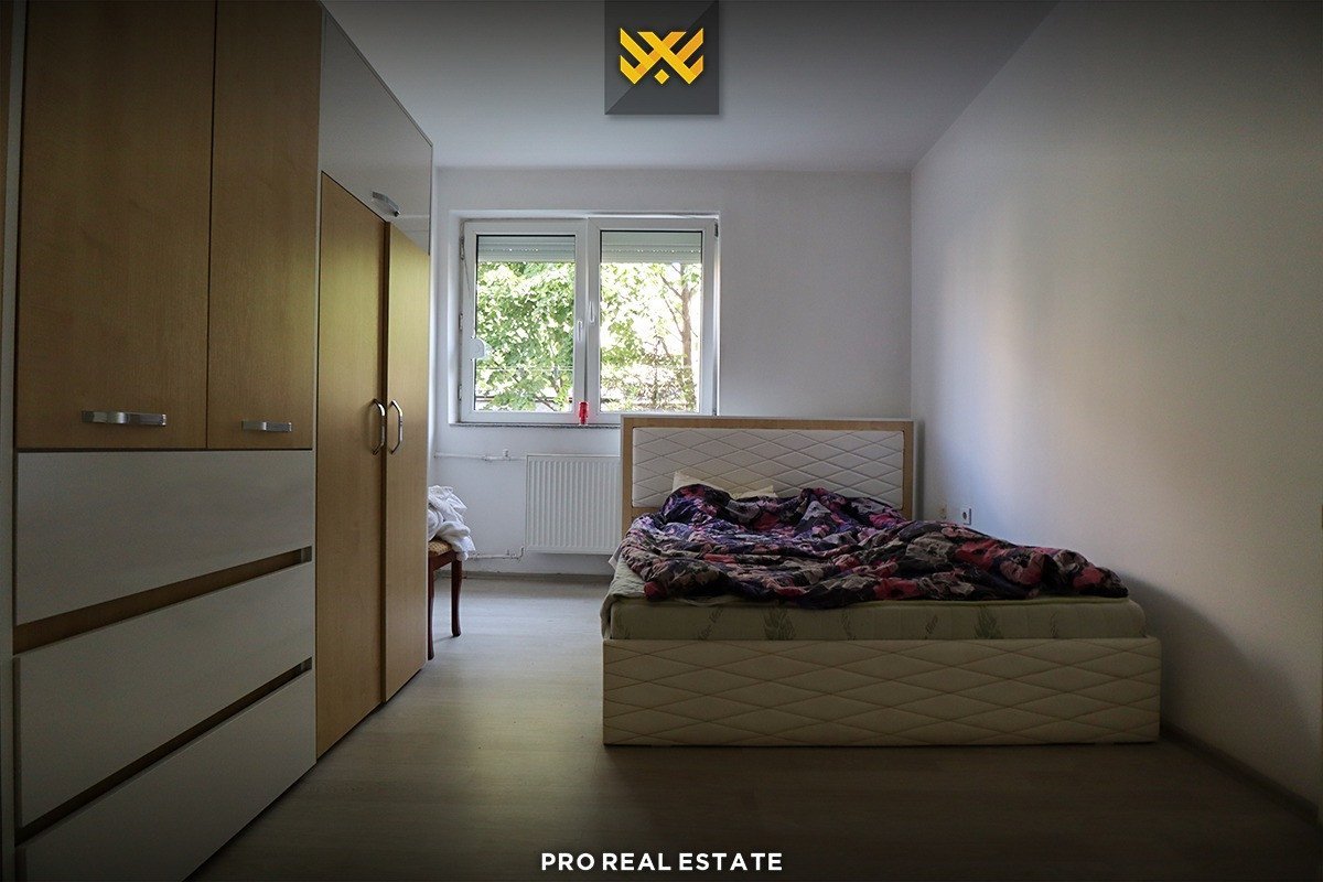 Thumbnail image 1