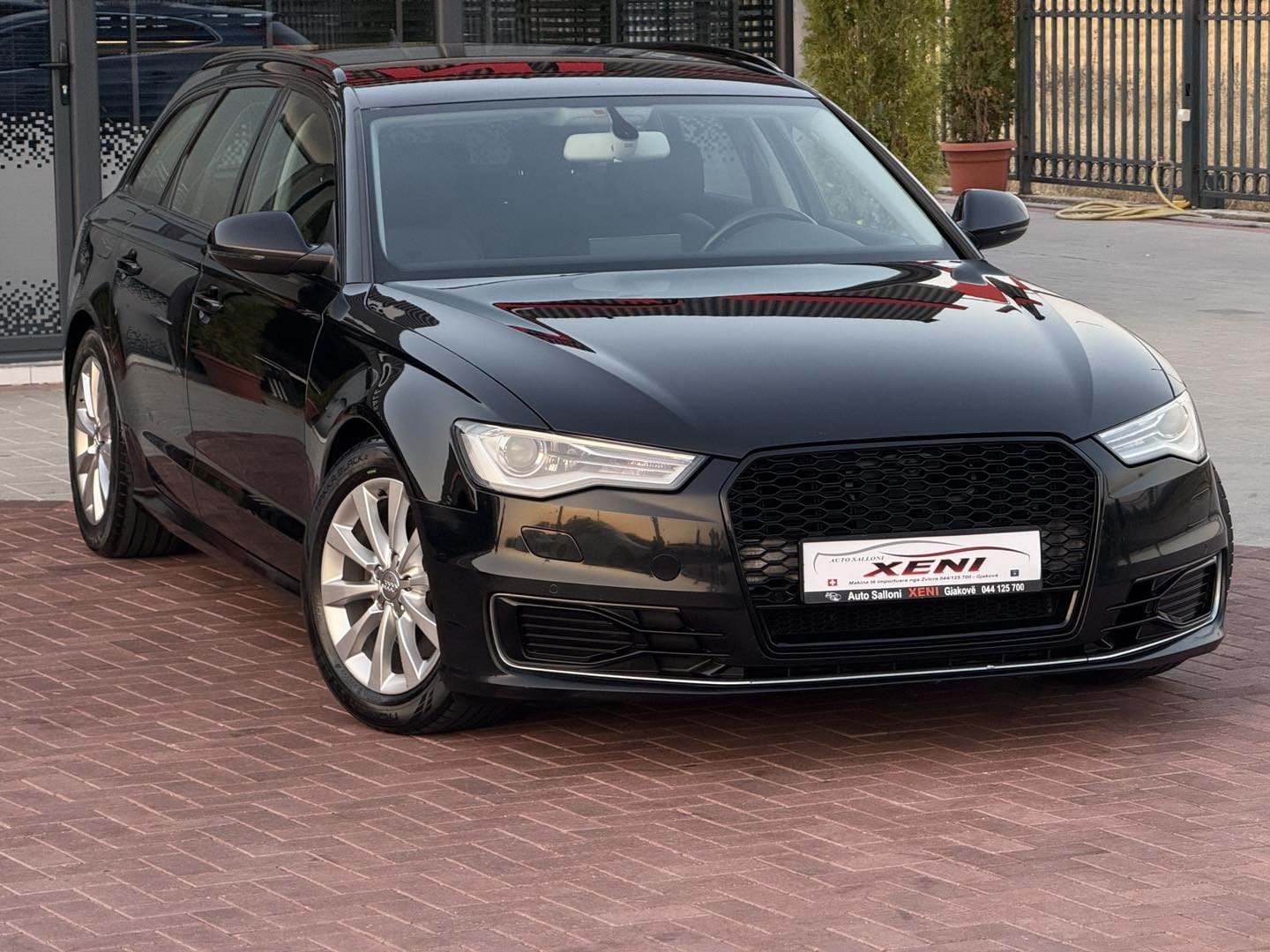 AUDI
