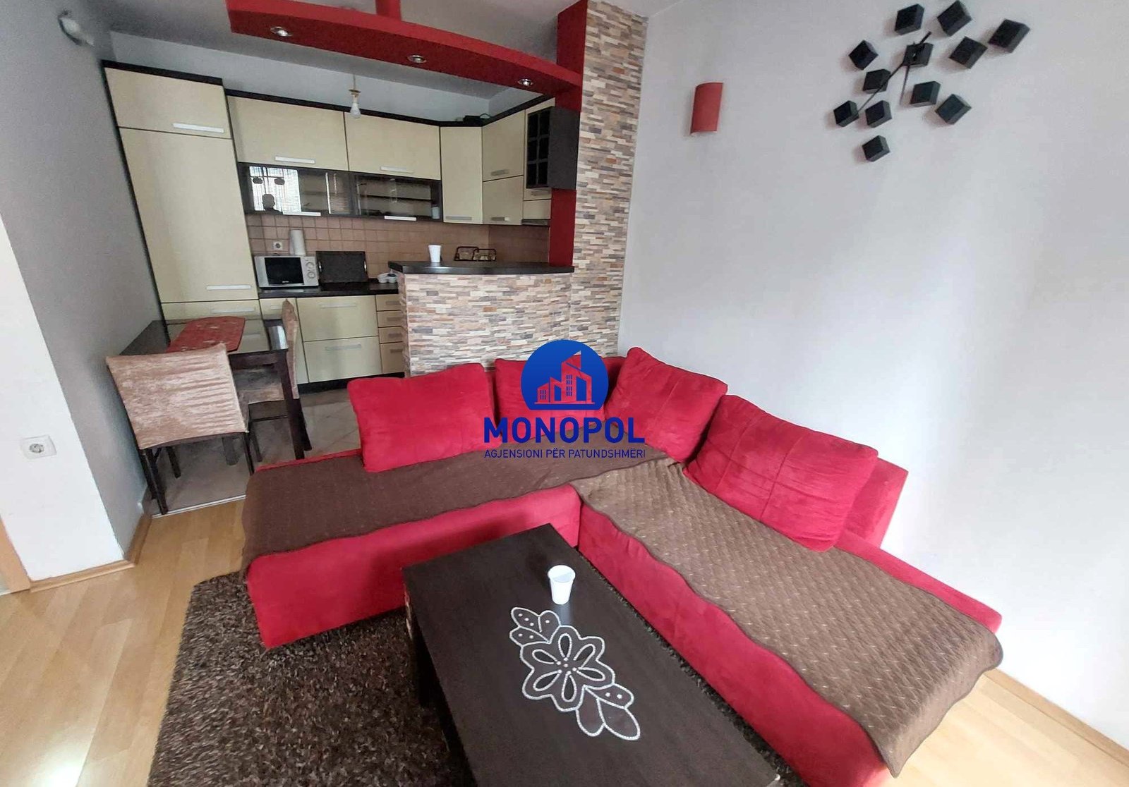Banesë me qira