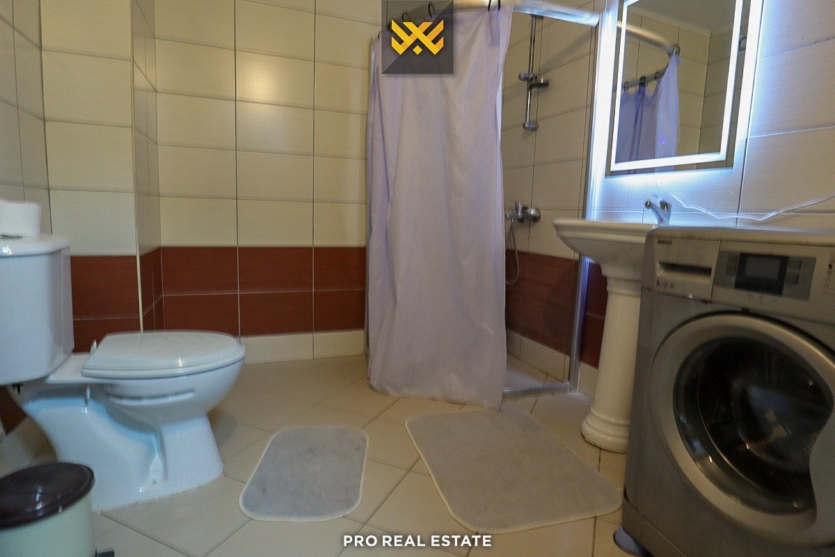 Thumbnail image 4