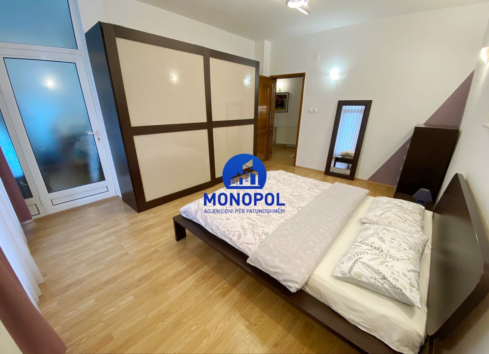 Thumbnail image 6