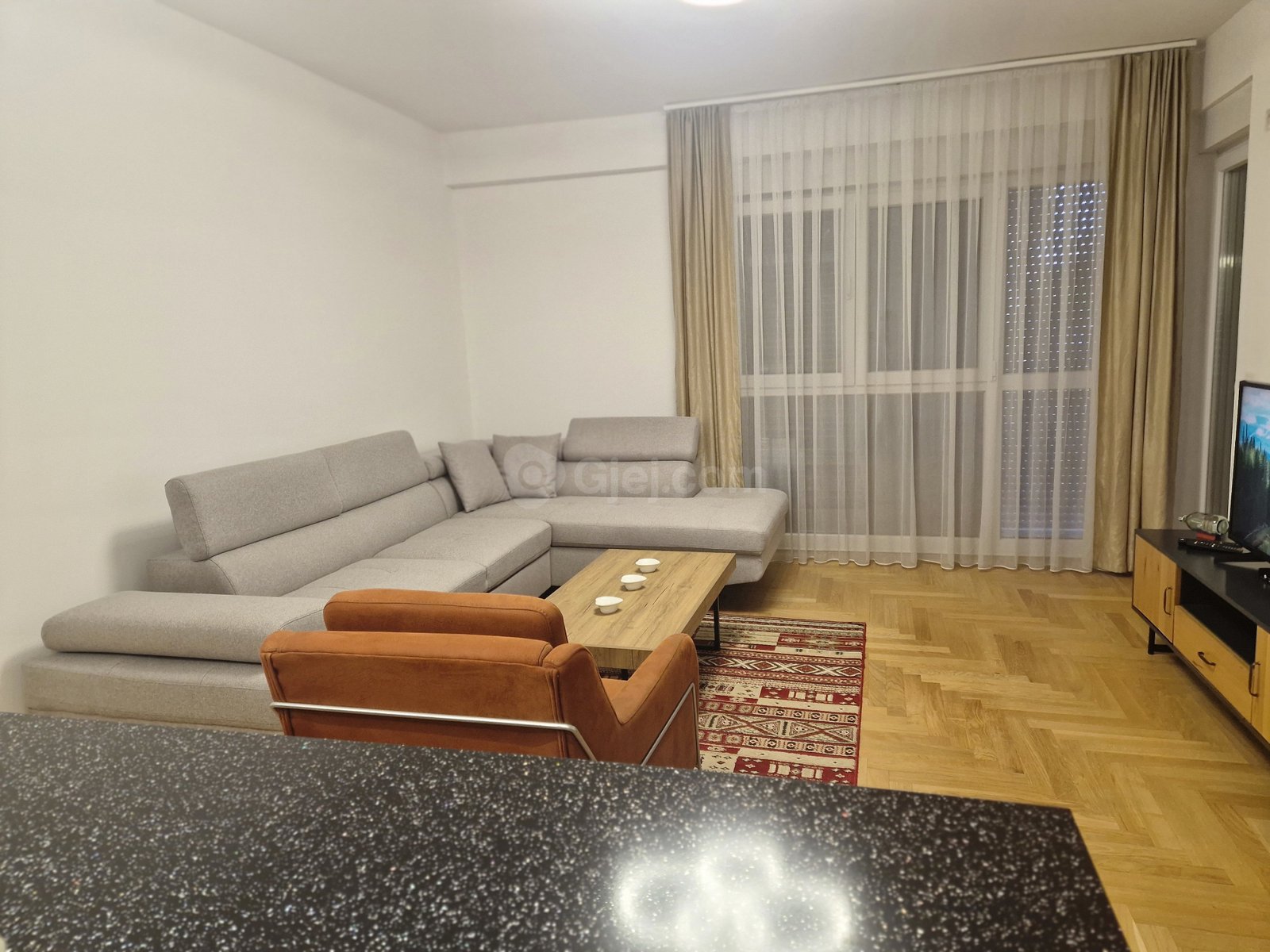 Thumbnail image 11