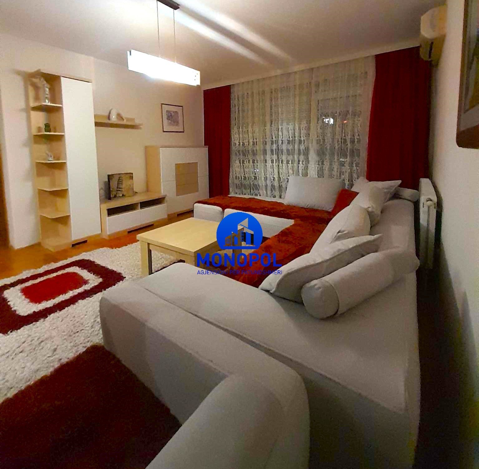 Banesë me qira në Emshir - Kalabri