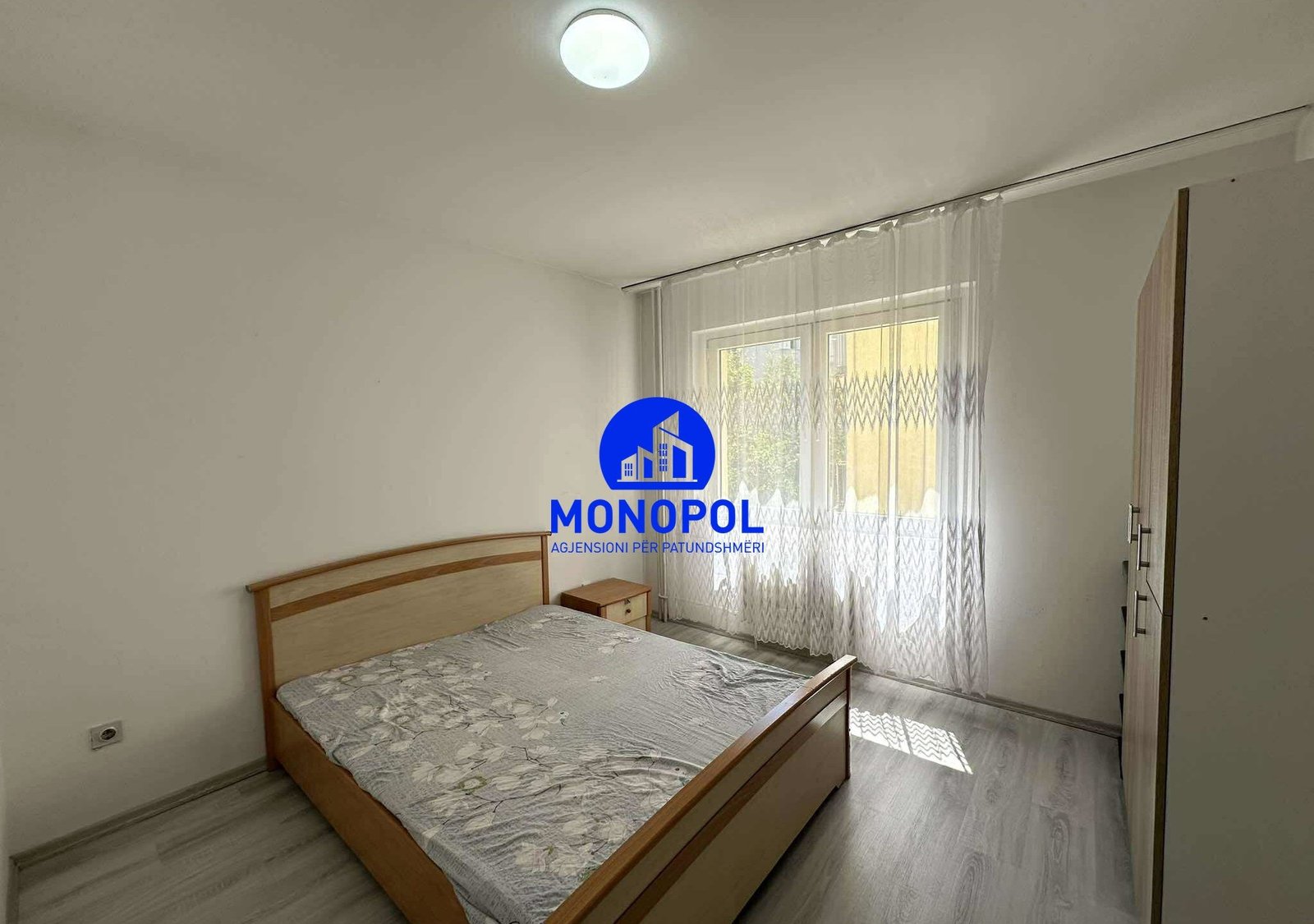 Thumbnail image 5