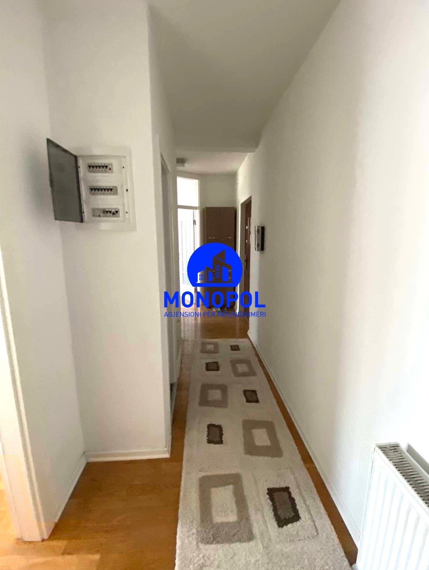 Thumbnail image 1