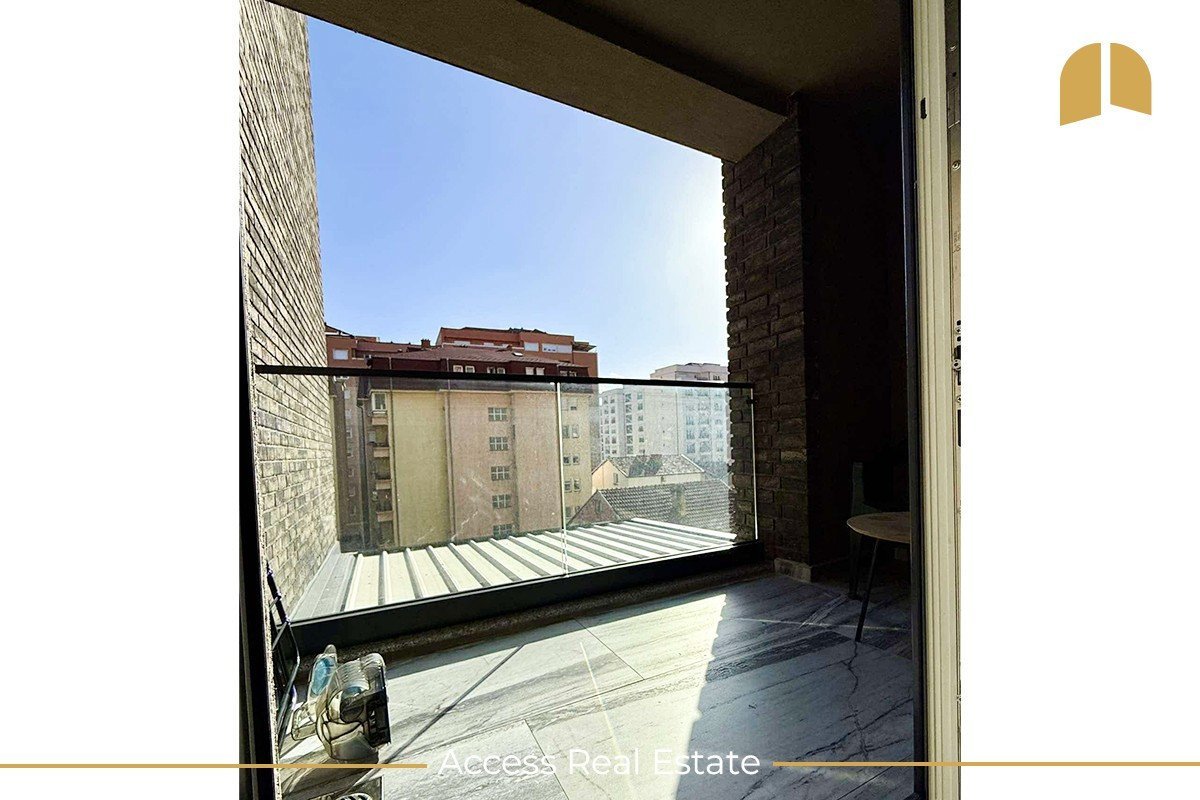 Thumbnail image 8