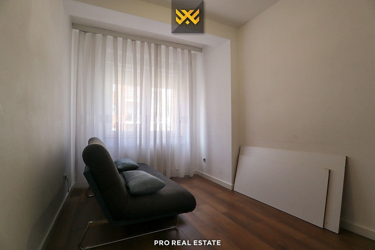 Thumbnail image 6