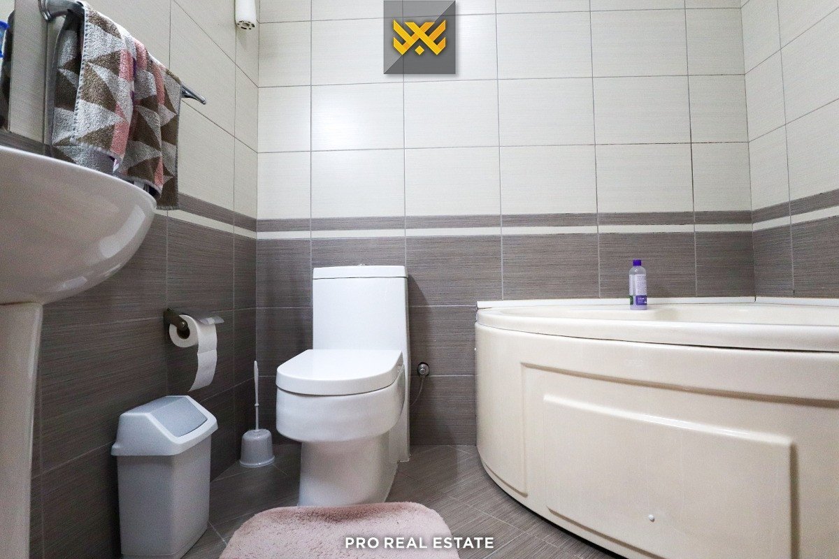 Thumbnail image 2