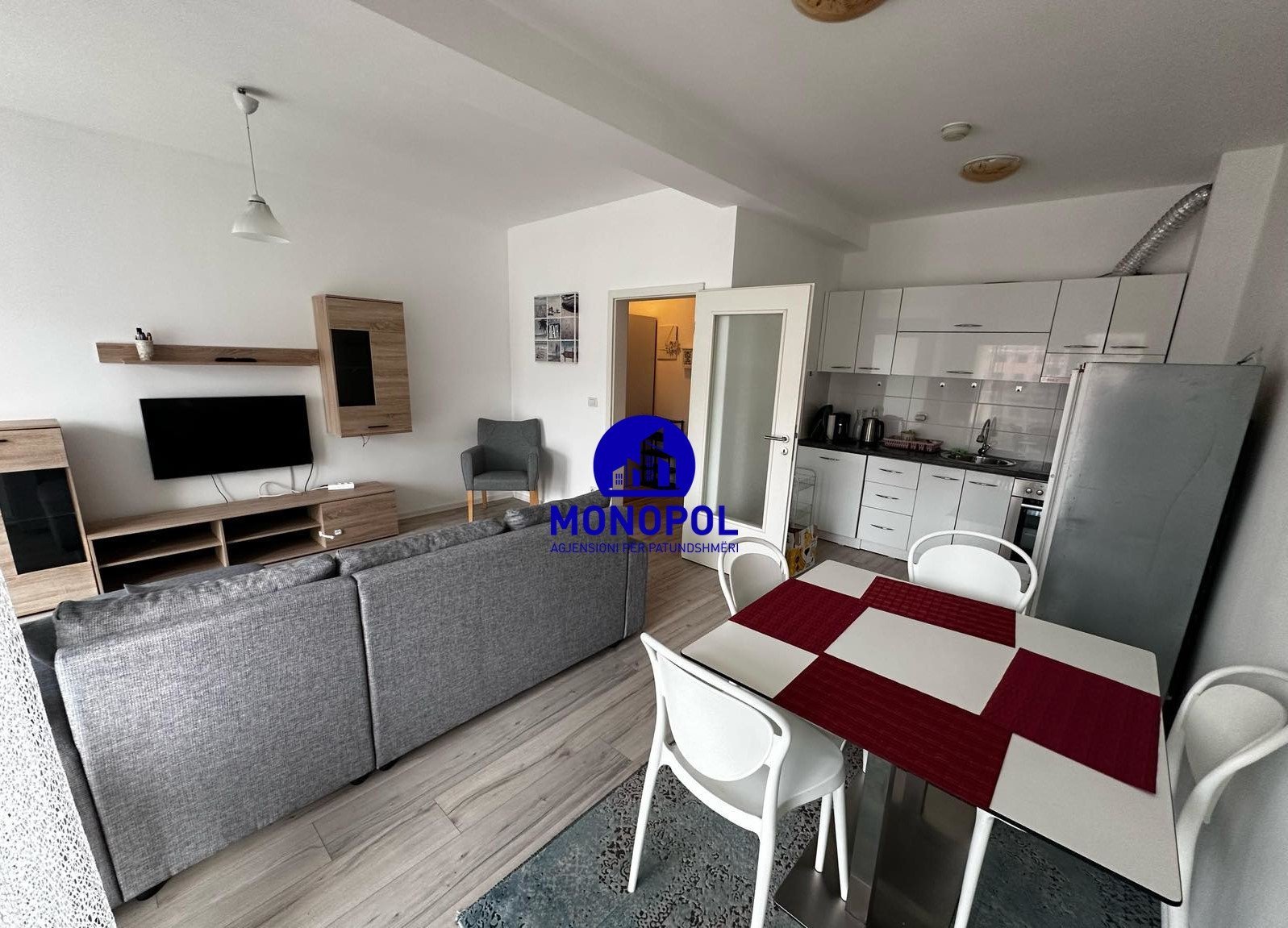 Thumbnail image 1
