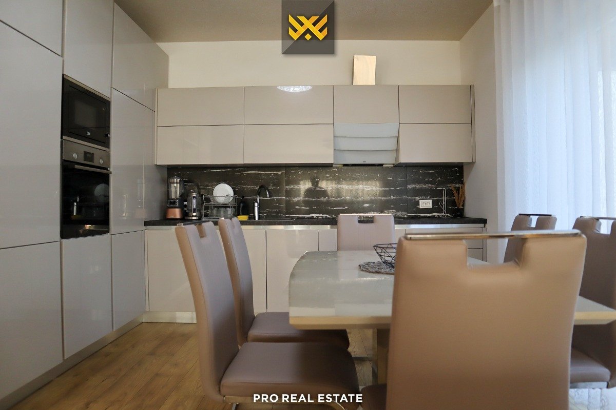 Thumbnail image 1