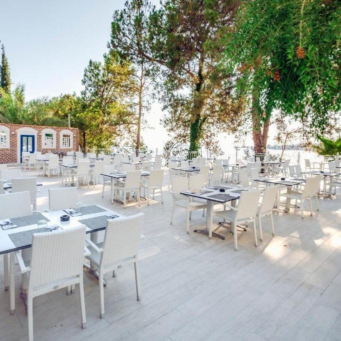 Utopia Beach Club 5