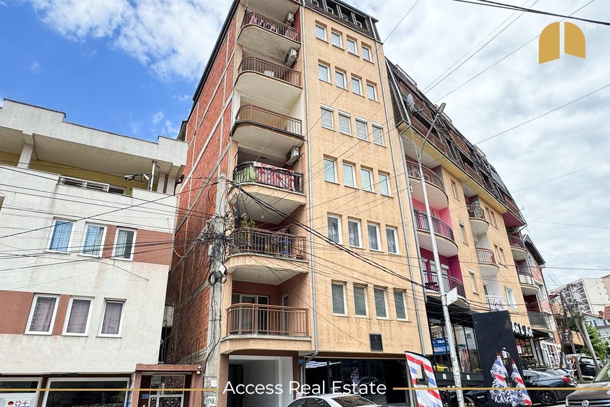 Banesë në SHITJE te Parku i Qytetit