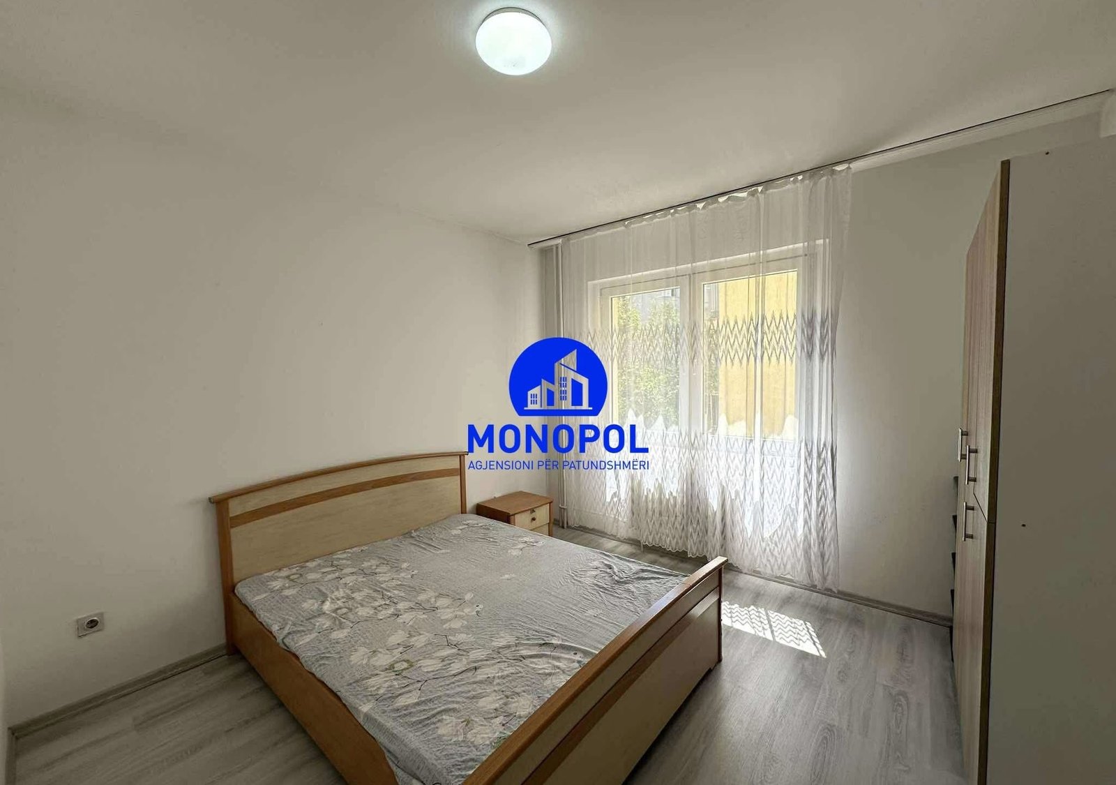 Thumbnail image 5