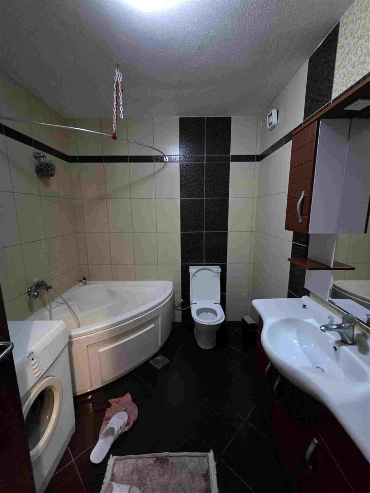 Thumbnail image 1