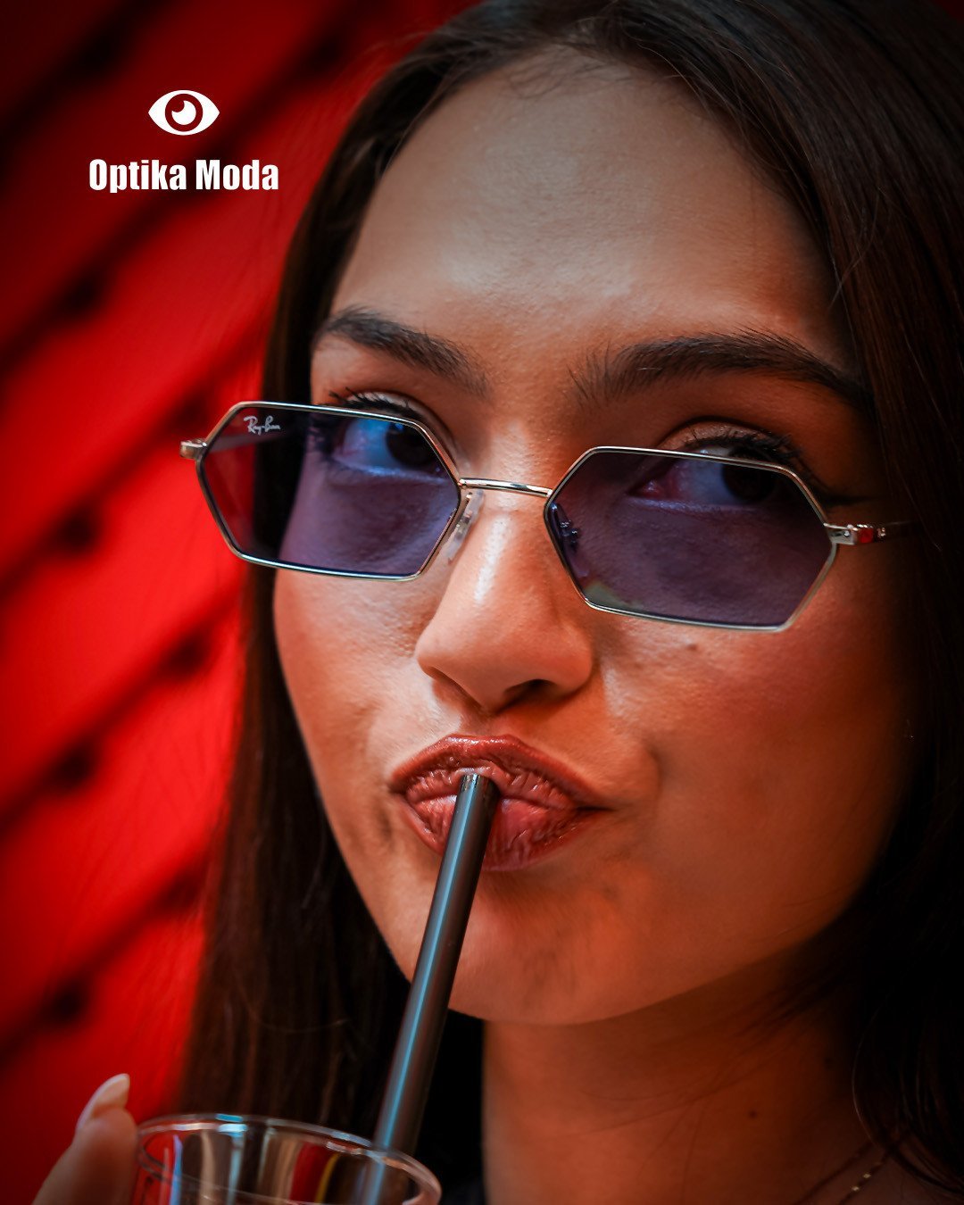 RAY-BAN sjell përsosmëri për ata që kërkojnë më t’mirën