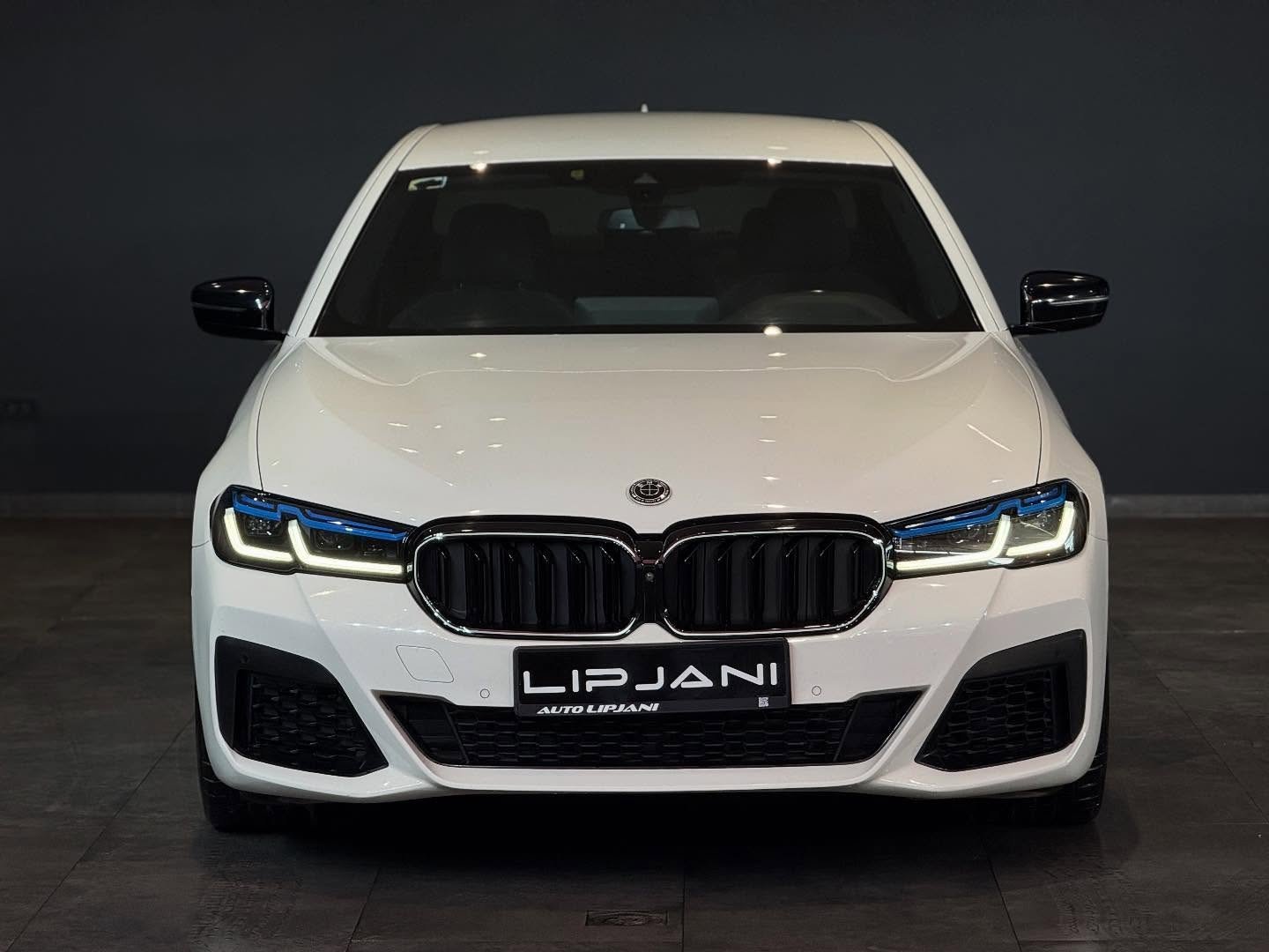 BMW 540D XDRIVE M-PACKET BLACKEDITION