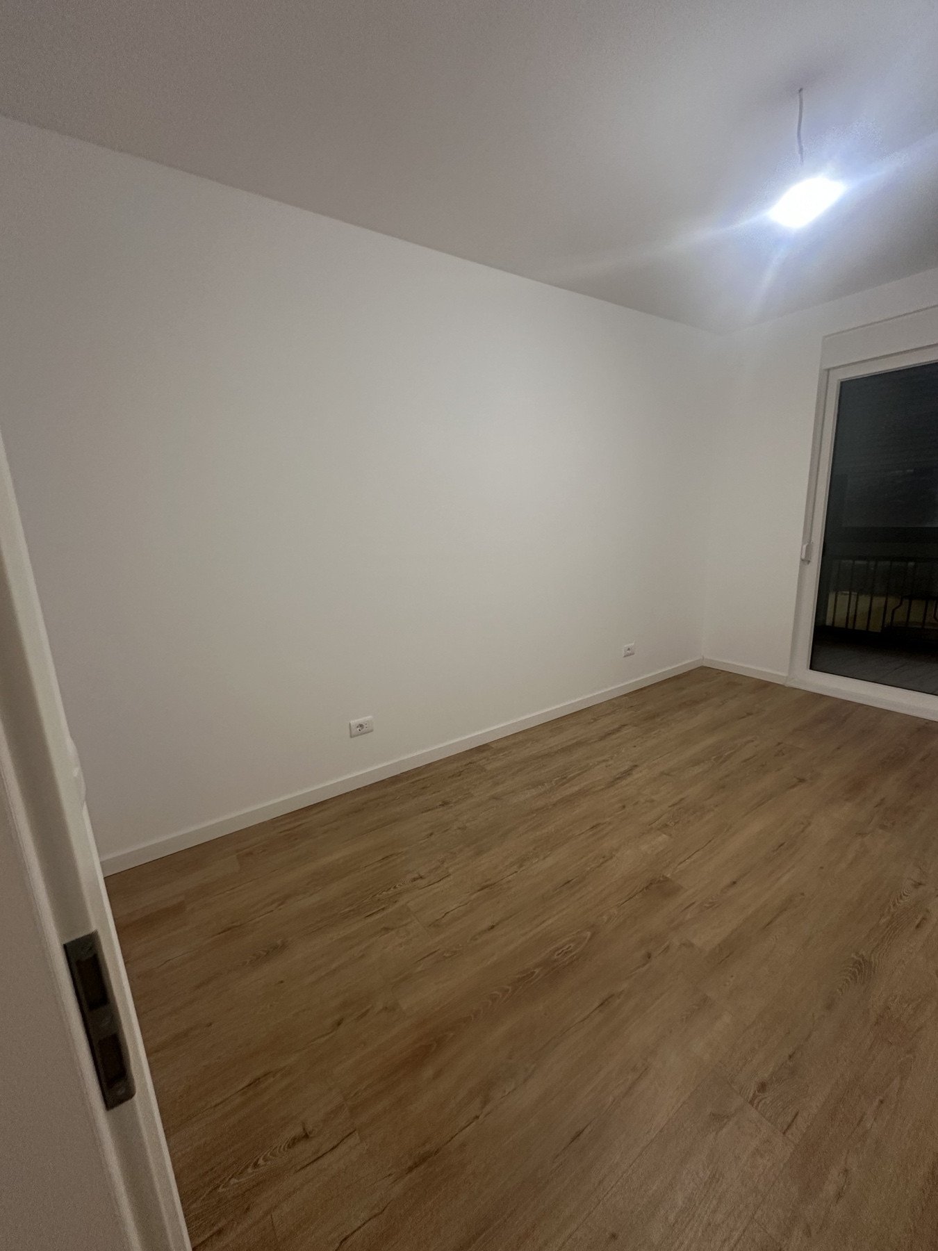 Banesë me qira në Lagjën Kodrina