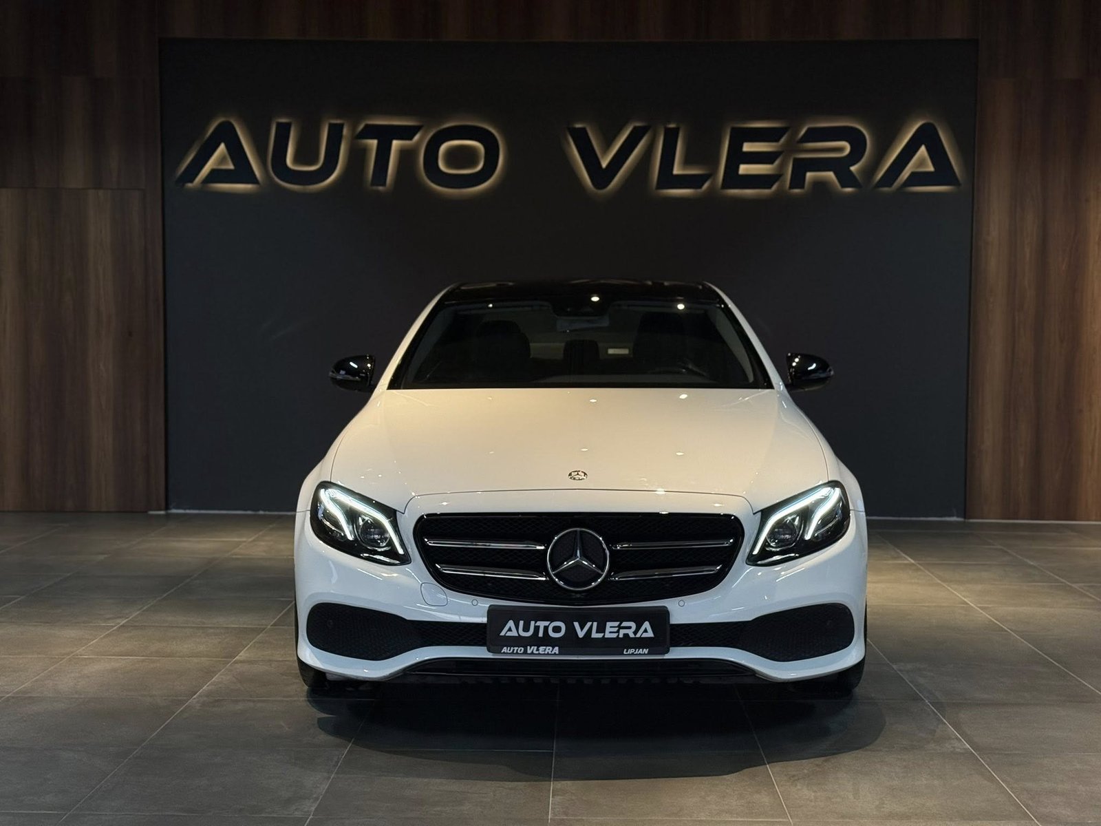 MERCEDES E220 d  Avantgarde