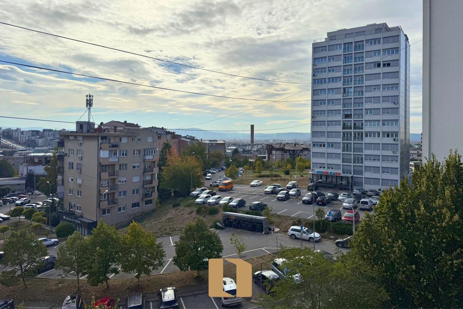 ZYRË ME QIRA NË ULPIANË