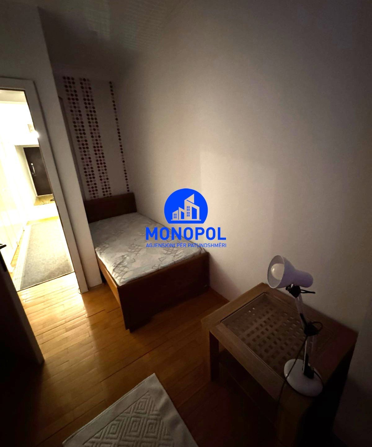 Thumbnail image 5