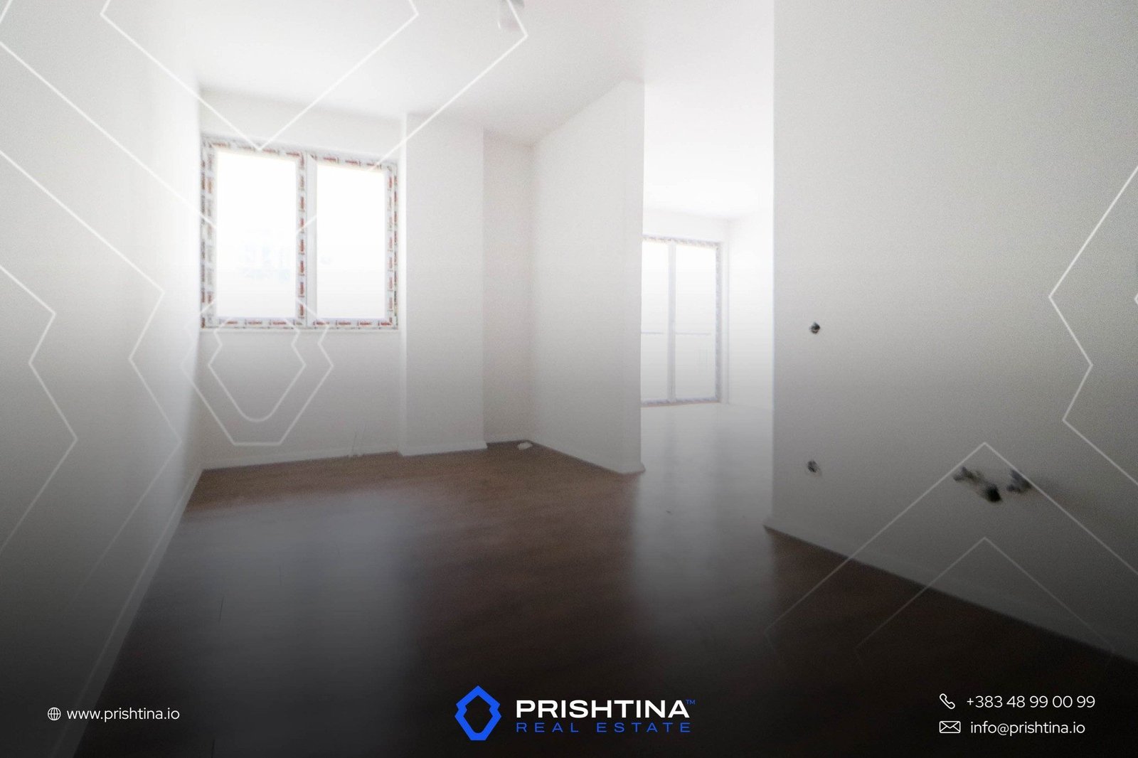 Banese ne shitje ne Fushë Kosovë